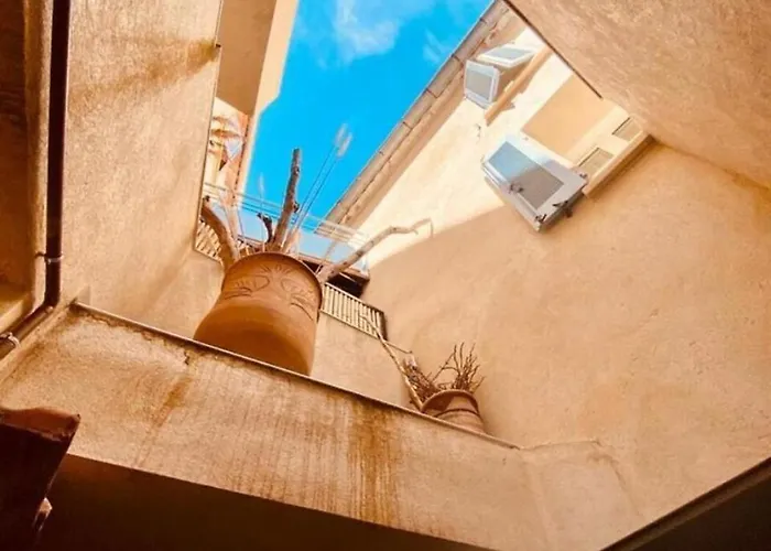 « douce Nuit Medievale » Lägenhet *